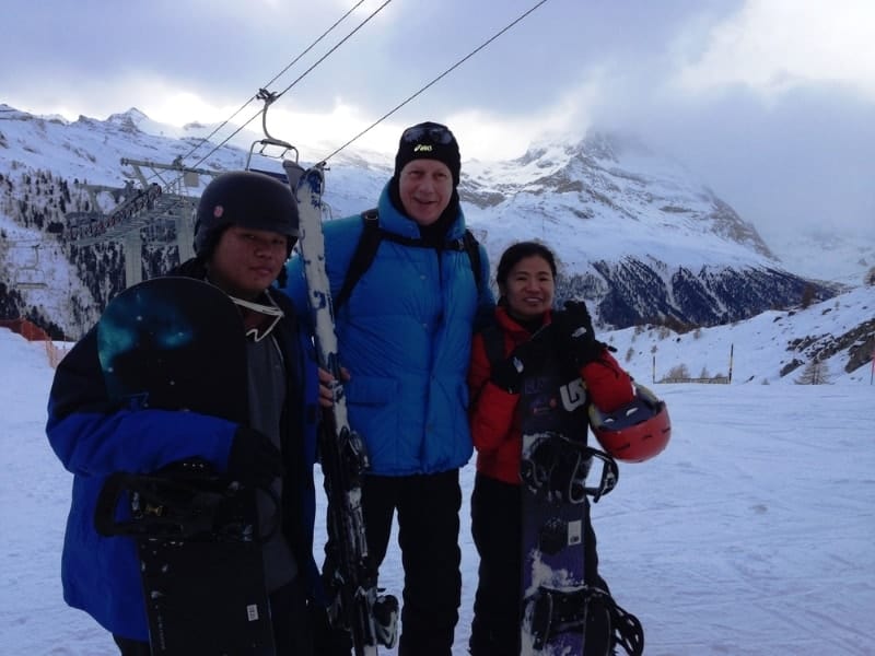 Snowboarding in Zermatt and Saas-Almagell